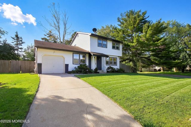 121 Lake Winnepesaukee Drive, Little Egg Harbor, NJ 08087