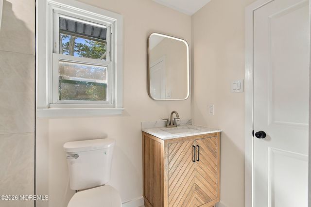 121 Lake Winnepesaukee Drive, Little Egg Harbor, NJ 08087