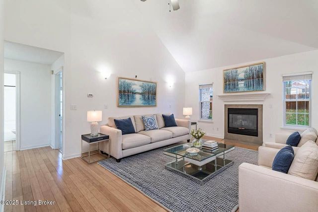 1605 Knob Hill Rd, Elizabethtown, KY 42701