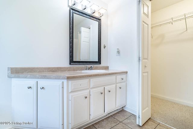 1605 Knob Hill Rd, Elizabethtown, KY 42701