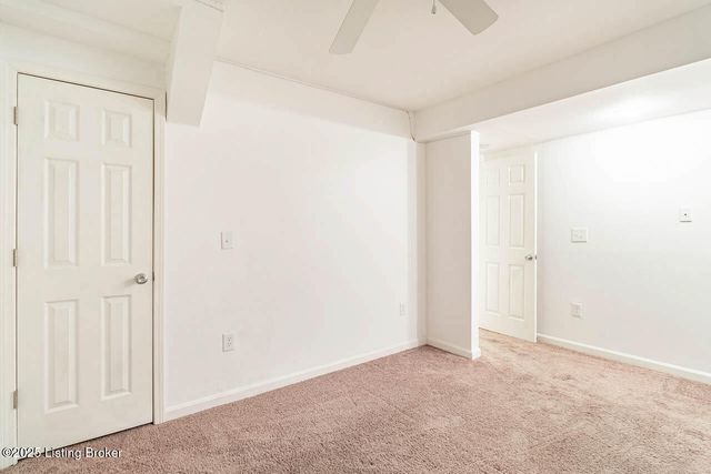 1605 Knob Hill Rd, Elizabethtown, KY 42701