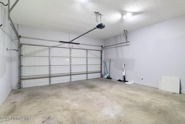 1605 Knob Hill Rd, Elizabethtown, KY 42701