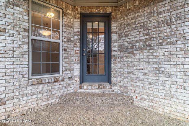 1605 Knob Hill Rd, Elizabethtown, KY 42701