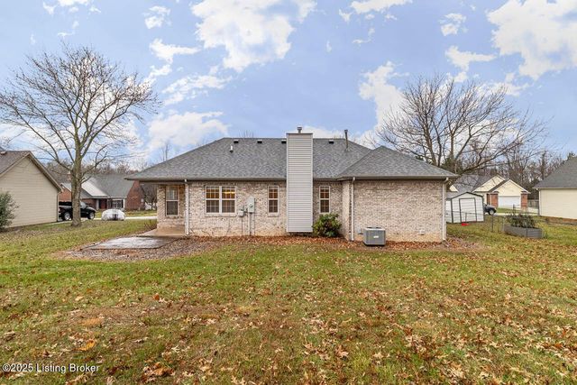 1605 Knob Hill Rd, Elizabethtown, KY 42701