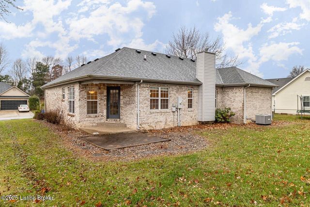 1605 Knob Hill Rd, Elizabethtown, KY 42701