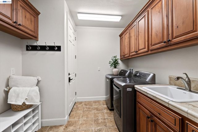 3182 Ashbourne Cir, San Ramon, CA 94583