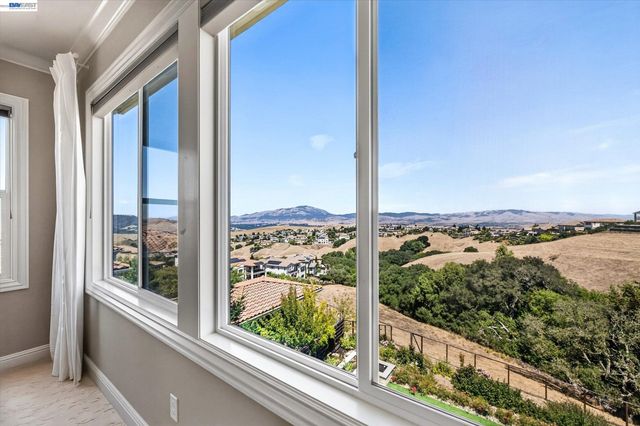 3182 Ashbourne Cir, San Ramon, CA 94583