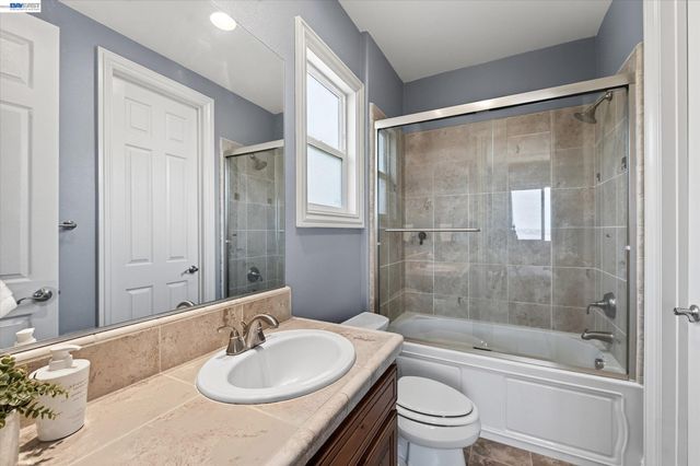 3182 Ashbourne Cir, San Ramon, CA 94583