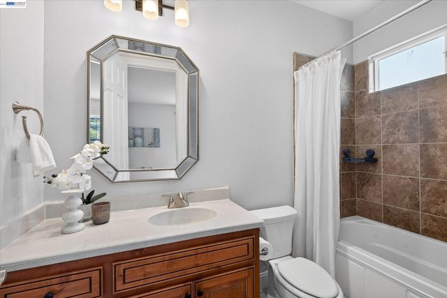 3182 Ashbourne Cir, San Ramon, CA 94583