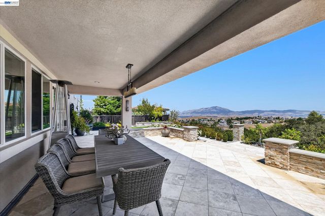 3182 Ashbourne Cir, San Ramon, CA 94583