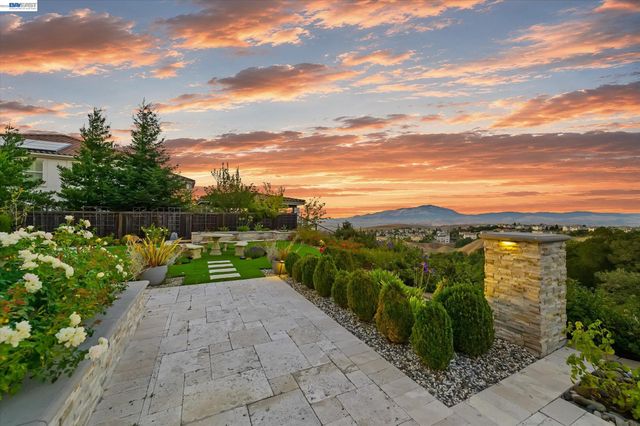 3182 Ashbourne Cir, San Ramon, CA 94583