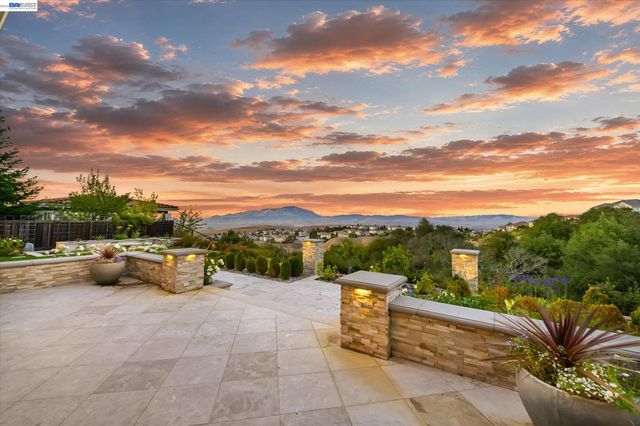 3182 Ashbourne Cir, San Ramon, CA 94583