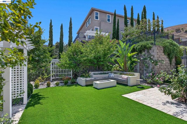 3182 Ashbourne Cir, San Ramon, CA 94583