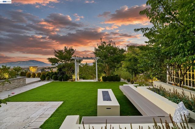 3182 Ashbourne Cir, San Ramon, CA 94583