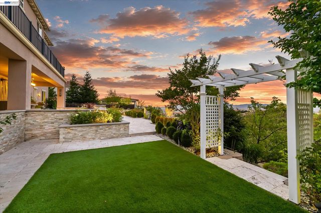3182 Ashbourne Cir, San Ramon, CA 94583