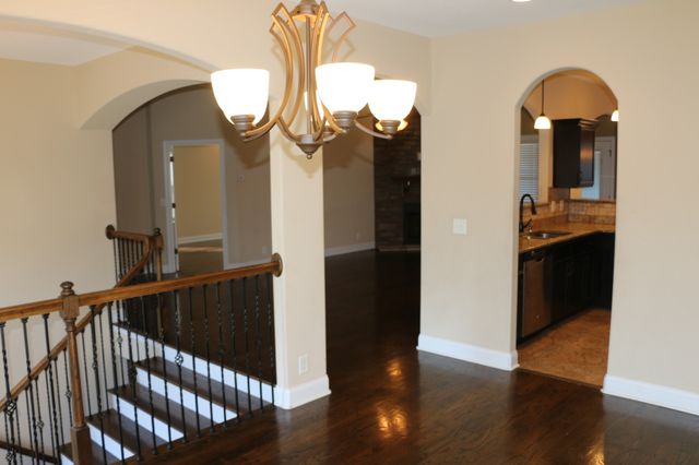 2200 Ellington Gait Dr, Clarksville, TN 37043