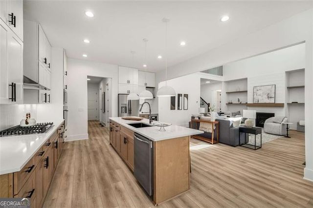 7262 Creekside Way, Jefferson, GA 30549