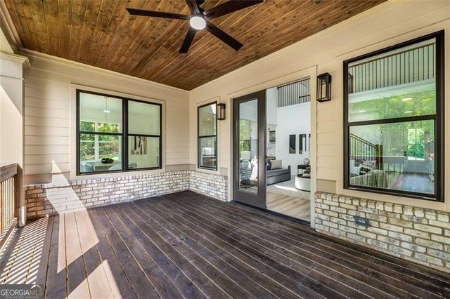 7262 Creekside Way, Jefferson, GA 30549