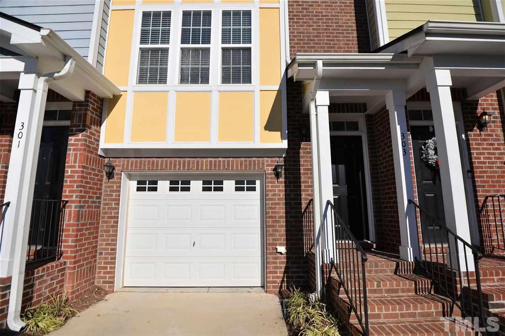 303 Dove Cottage Lane, Cary, NC 27519