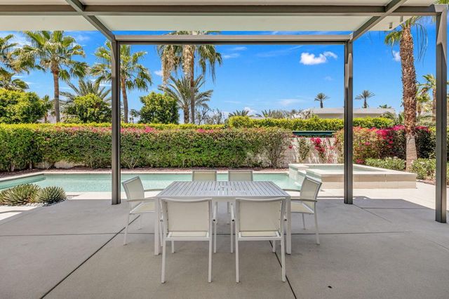 33 Topaz Court, Rancho Mirage, CA 92270