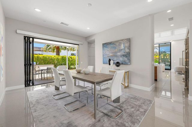 33 Topaz Court, Rancho Mirage, CA 92270