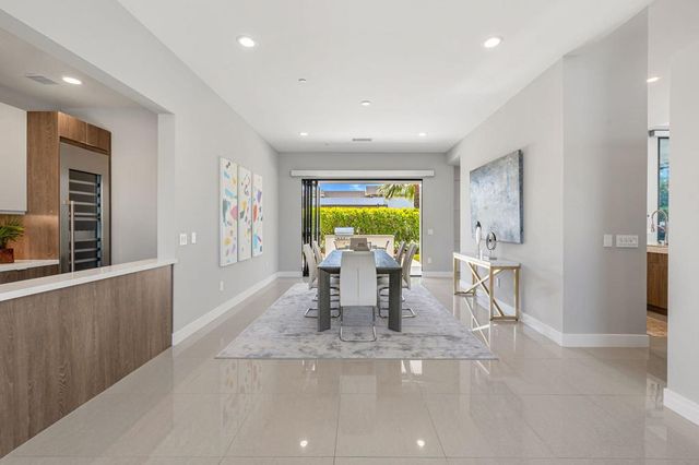33 Topaz Court, Rancho Mirage, CA 92270