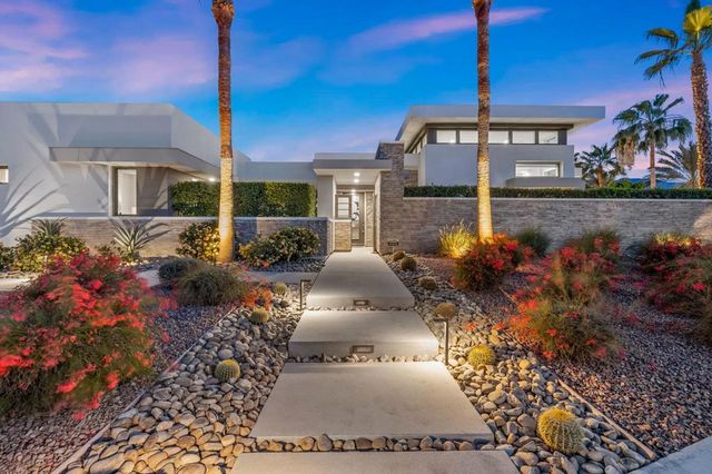 33 Topaz Court, Rancho Mirage, CA 92270