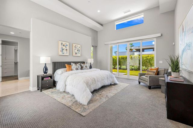 33 Topaz Court, Rancho Mirage, CA 92270