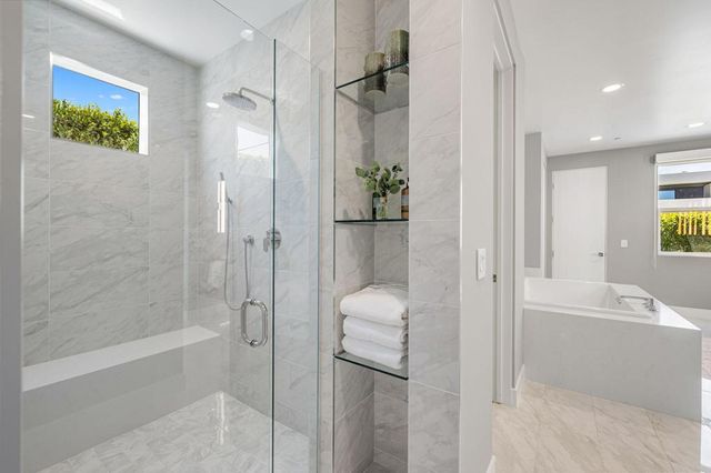 33 Topaz Court, Rancho Mirage, CA 92270
