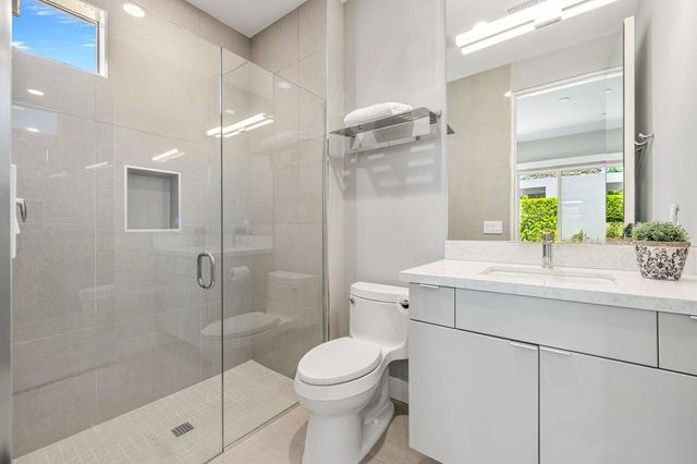 33 Topaz Court, Rancho Mirage, CA 92270