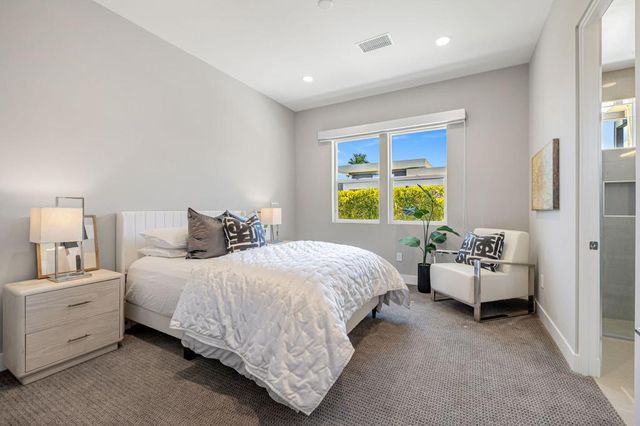 33 Topaz Court, Rancho Mirage, CA 92270
