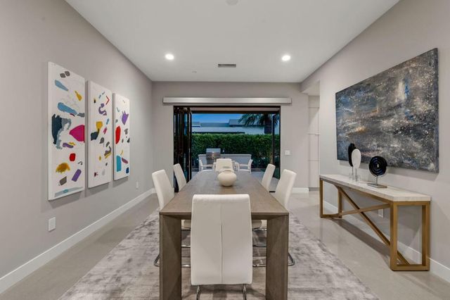 33 Topaz Court, Rancho Mirage, CA 92270