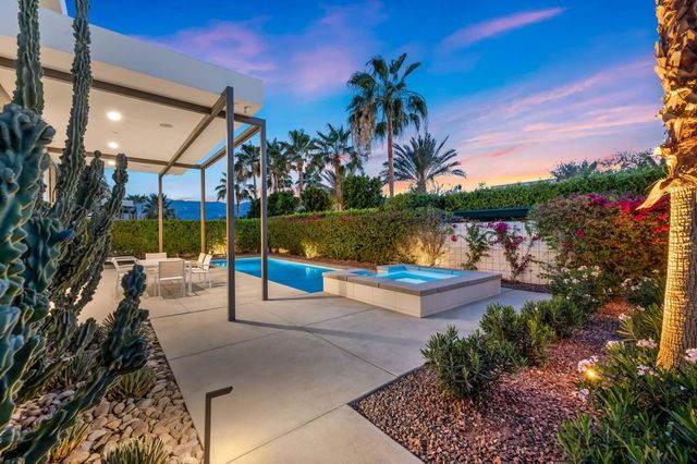 33 Topaz Court, Rancho Mirage, CA 92270