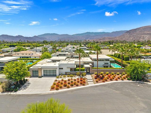 33 Topaz Court, Rancho Mirage, CA 92270
