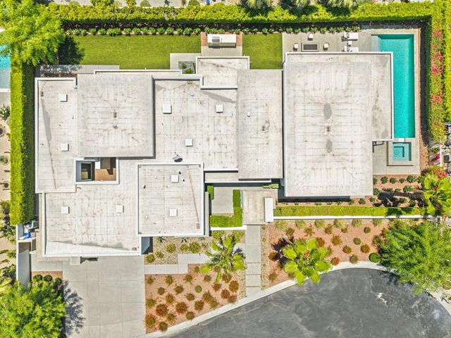 33 Topaz Court, Rancho Mirage, CA 92270