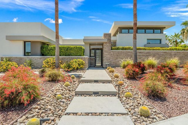 33 Topaz Court, Rancho Mirage, CA 92270