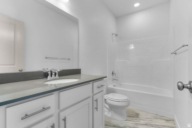 8203 W GALLATIN PEAK RD, Magna, UT 84044