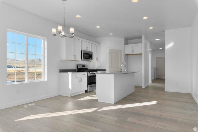 8203 W GALLATIN PEAK RD, Magna, UT 84044