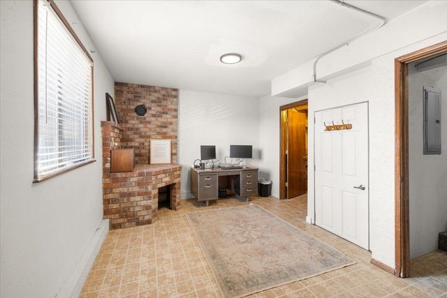 956 NE Beacon Drive, Grants Pass, OR 97526