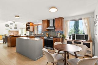 956 NE Beacon Drive, Grants Pass, OR 97526