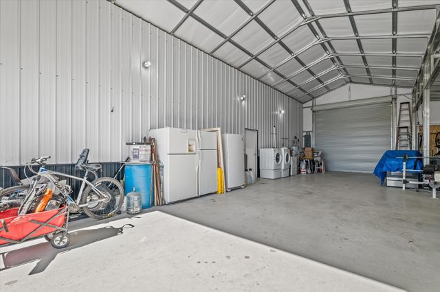 139 County Road 2156, Gainesville, TX 76240