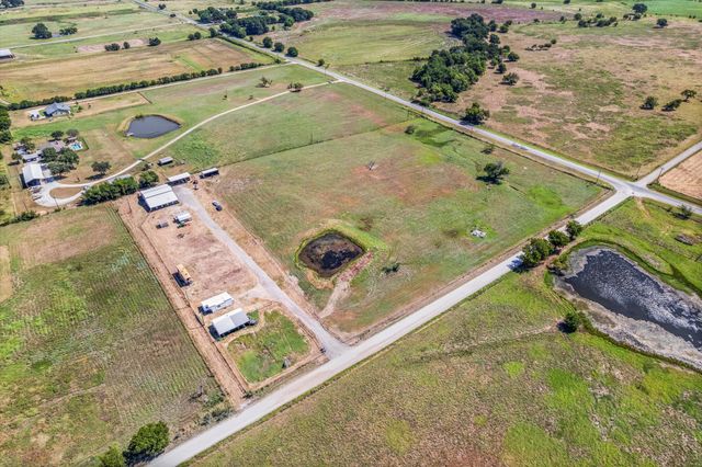 139 County Road 2156, Gainesville, TX 76240