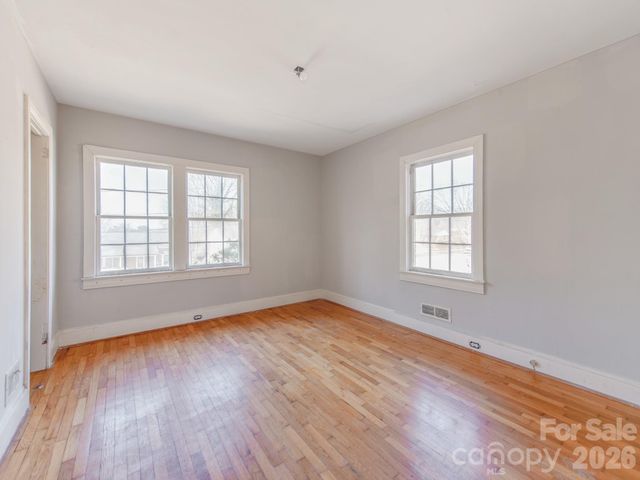 113 Falls Street, Morganton, NC 28655