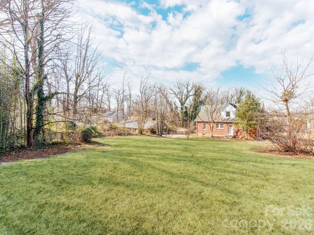 113 Falls Street, Morganton, NC 28655