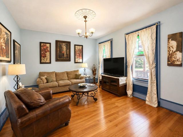 1849 N 1st STREET, Milwaukee, WI 53212