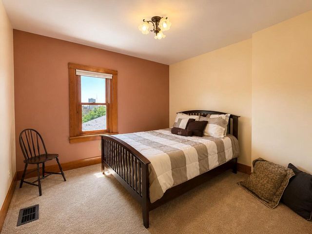 1849 N 1st STREET, Milwaukee, WI 53212