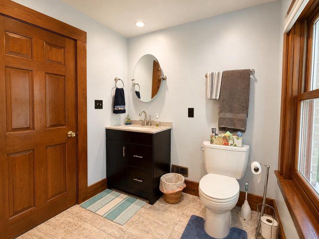 1849 N 1st STREET, Milwaukee, WI 53212