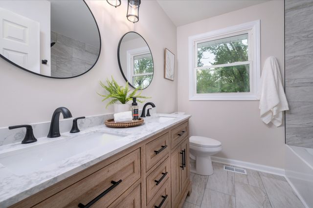 877 Saundersville Ferry Rd, Mount Juliet, TN 37122