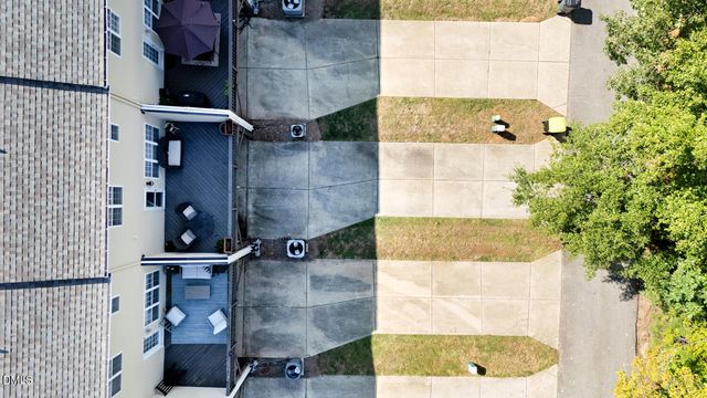 181 Lumina Place, Holly Springs, NC 27540