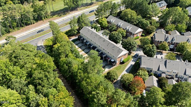 181 Lumina Place, Holly Springs, NC 27540
